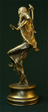 Bronze sculpture Madonna Okinawa